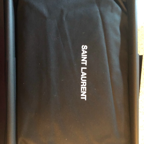 I have quite a few black designer bags, and could stand to be without one.😊 - Picture 7 of 9